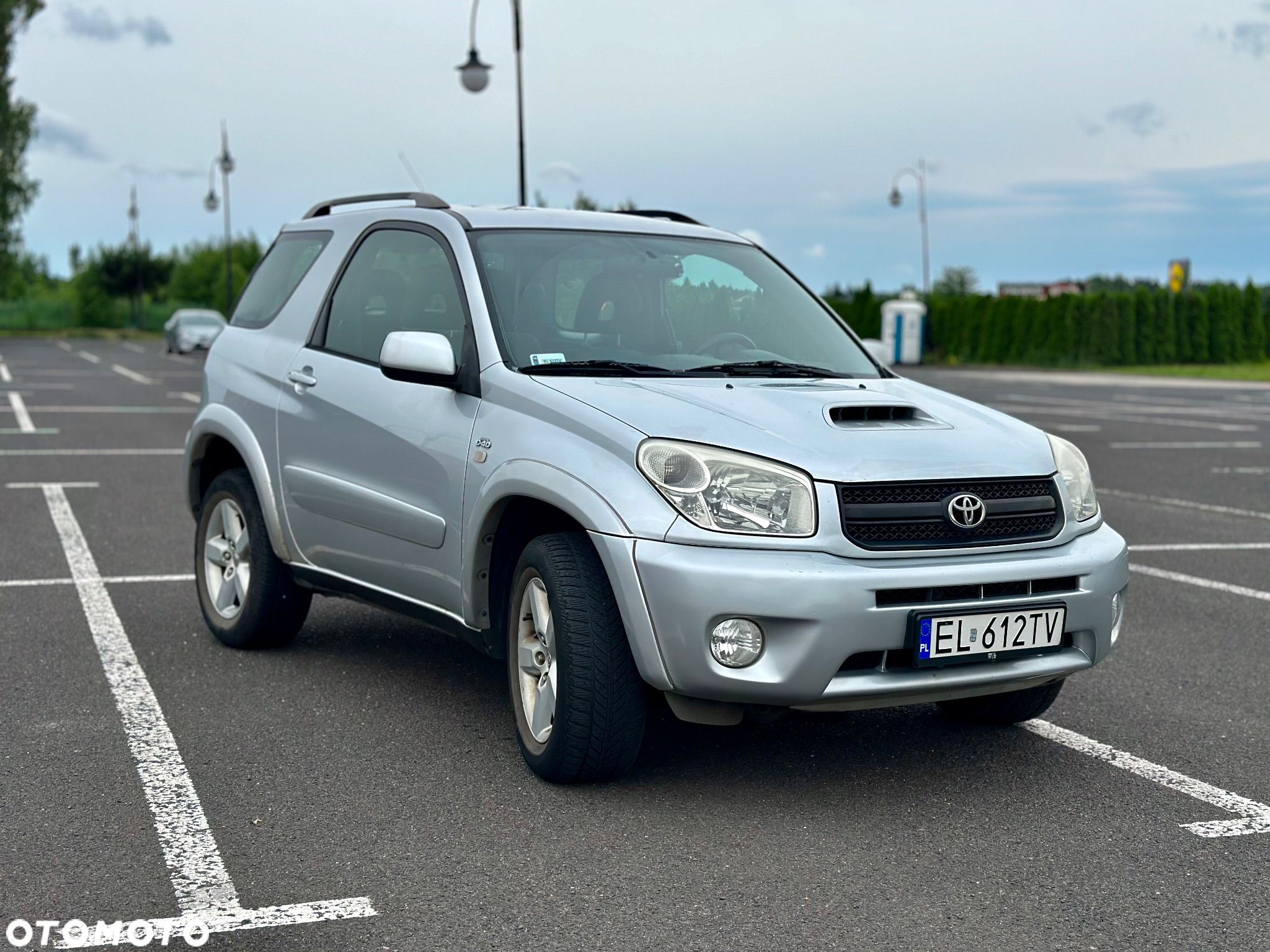 Toyota RAV4 - 1