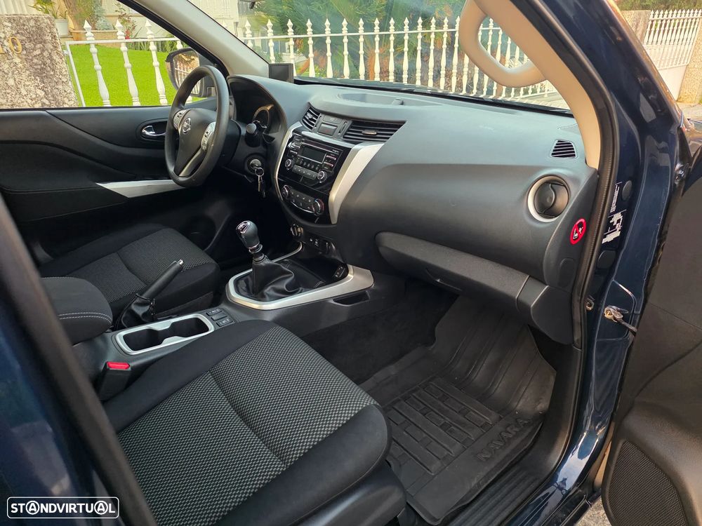 Nissan Navara - 2