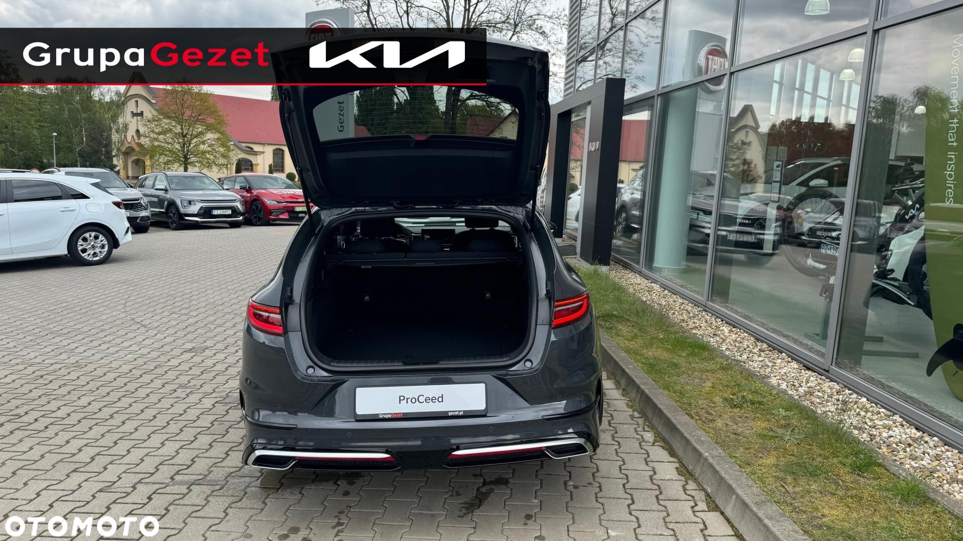 Kia ProCeed - 12