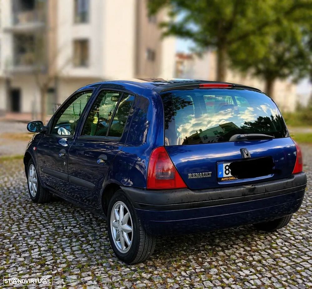 Renault Clio 1.2 RT - 3