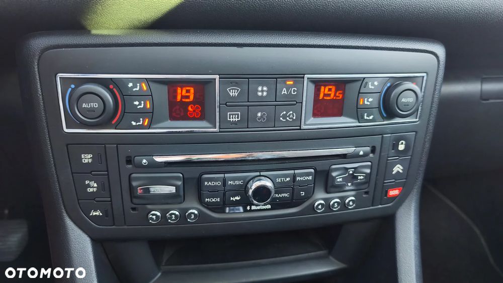 Citroën C5 3.0 HDi V6 Exclusive - 17