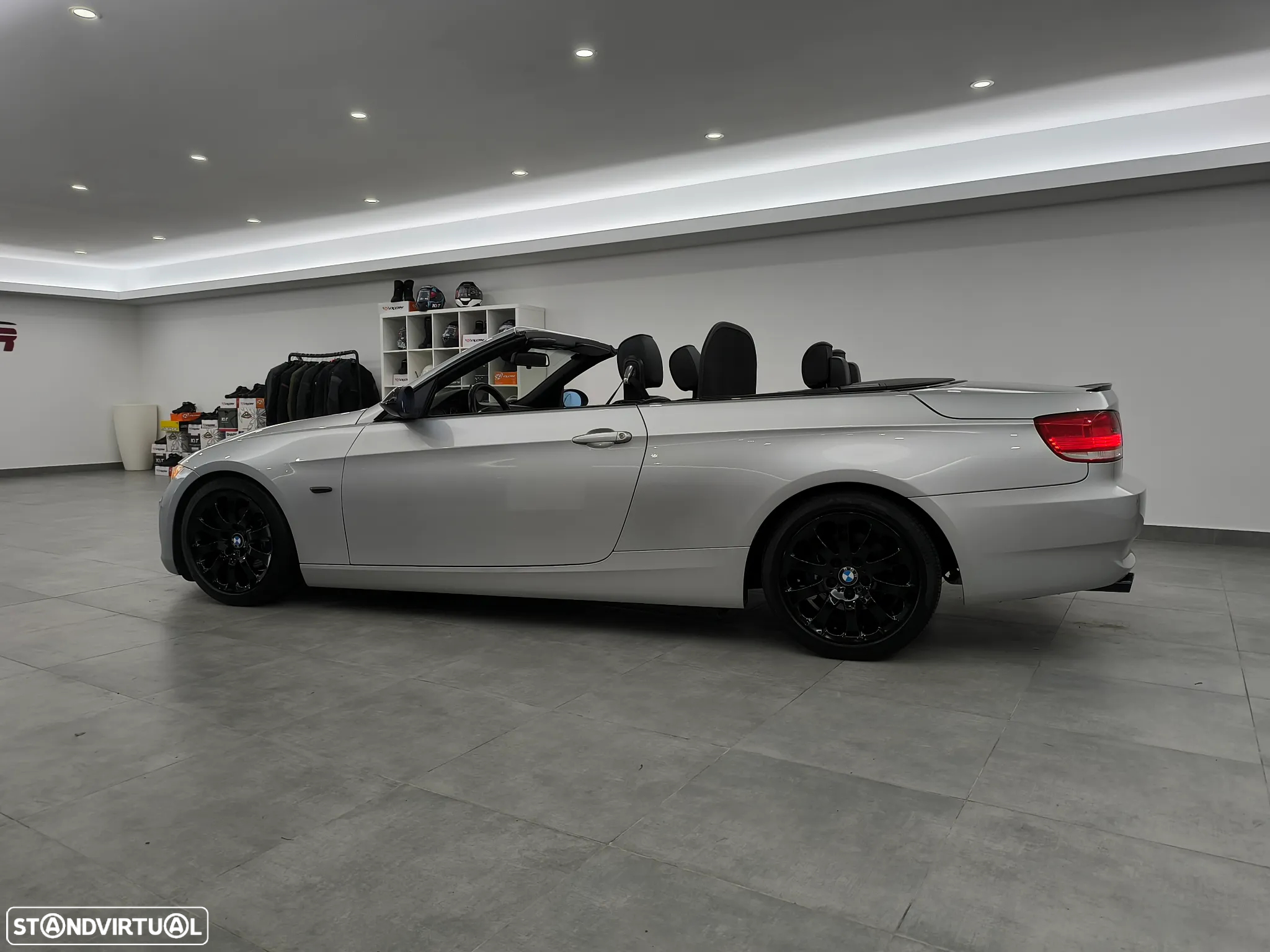BMW 320 i Cabrio - 10