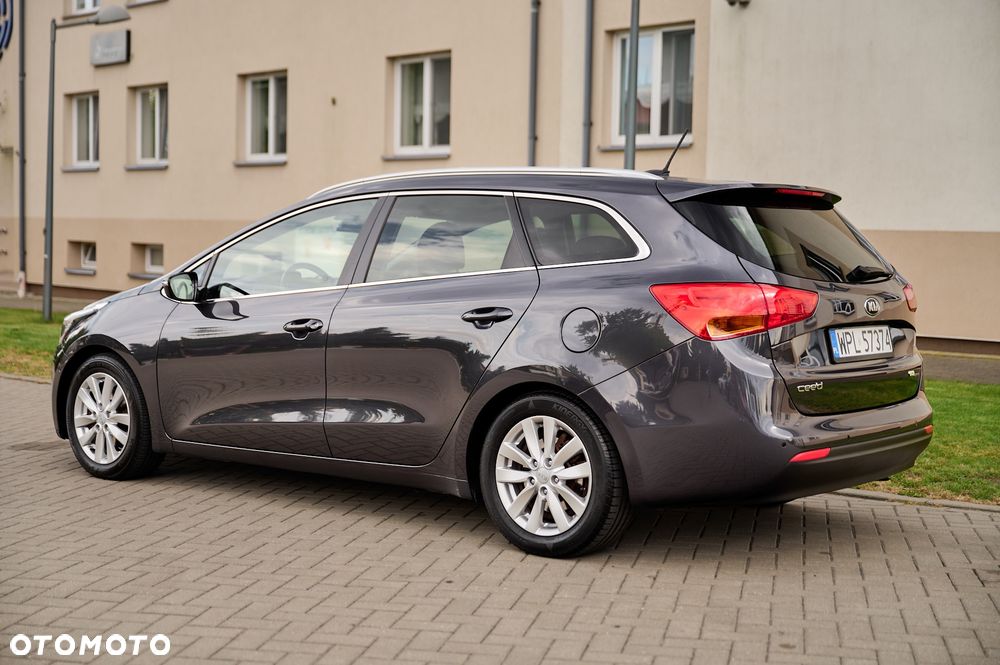 Kia Ceed 1.6 CRDi Business Line - 11