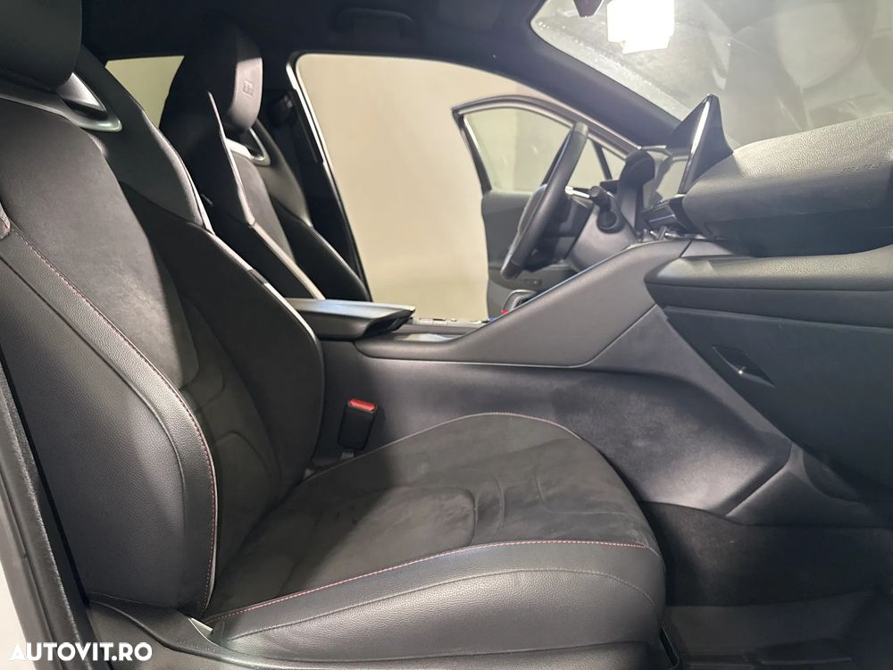 Toyota C-HR - 12