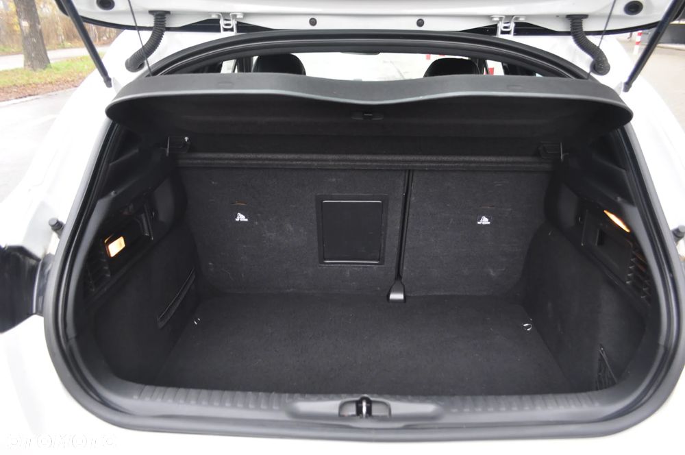 DS Automobiles DS 4 Crossback - 9