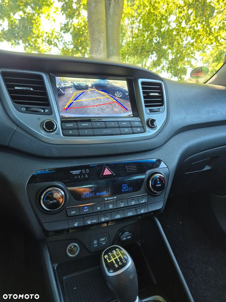 Hyundai Tucson blue 1.6 GDi 2WD Navi - 14