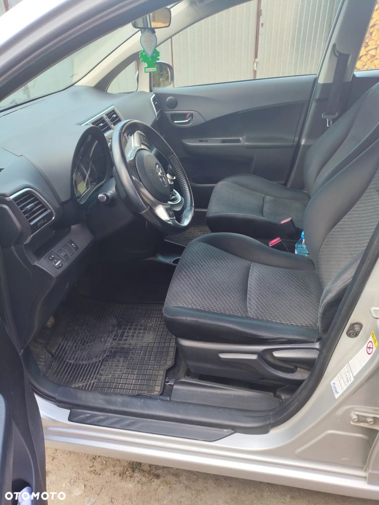 Toyota Verso S 1.33 VVT-i Comfort - 8