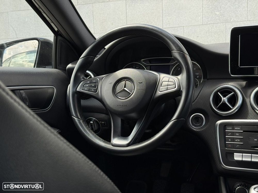 Mercedes-Benz A 180 d Urban - 8