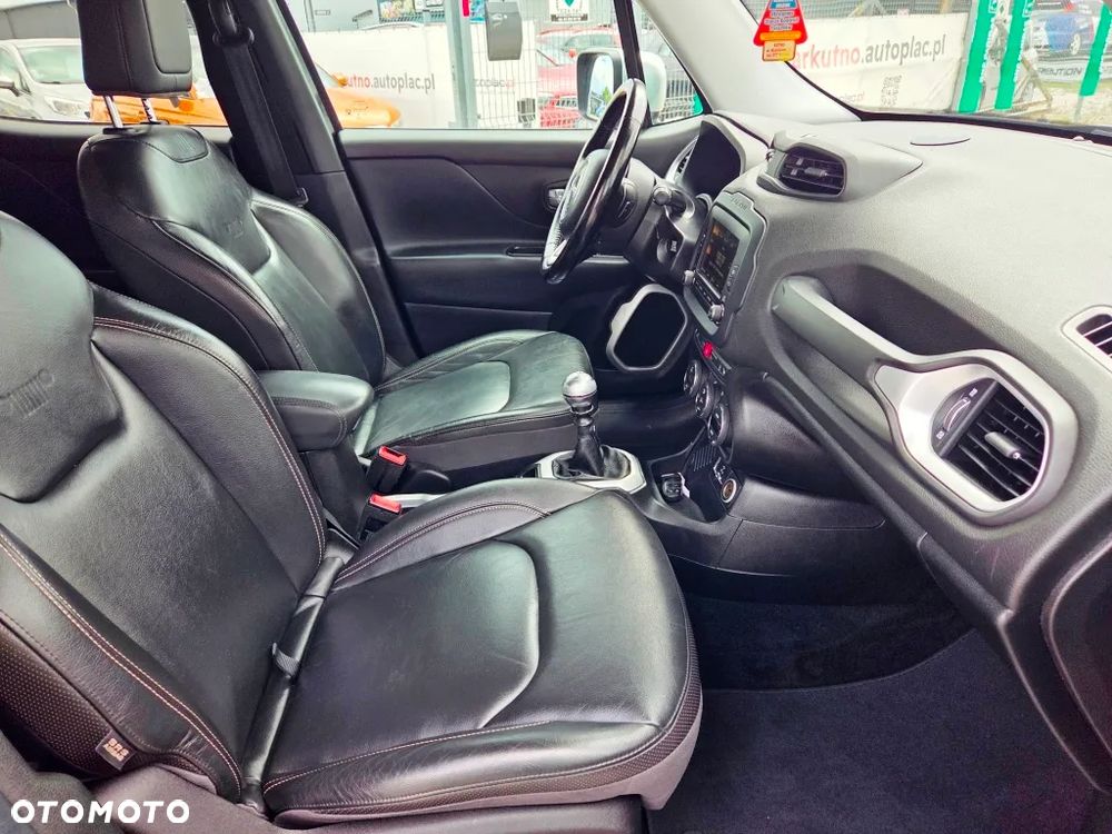 Jeep Renegade 1.4 MultiAir Longitude - 32