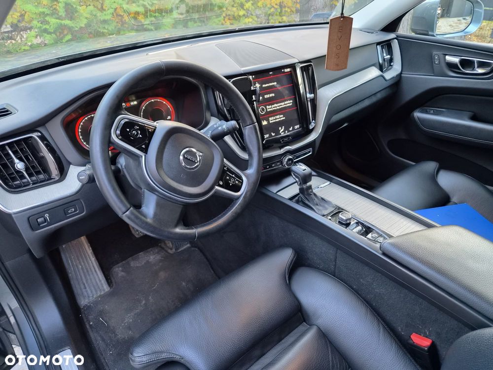 Volvo XC 60 - 6