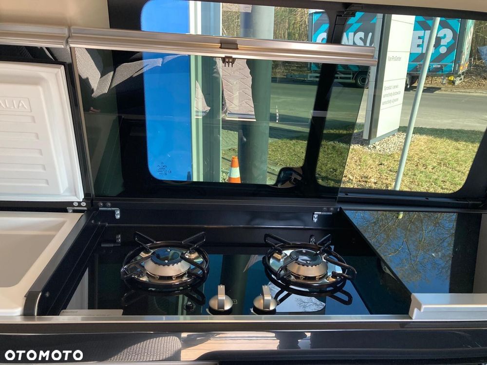 Mercedes-Benz Klasa V - 23