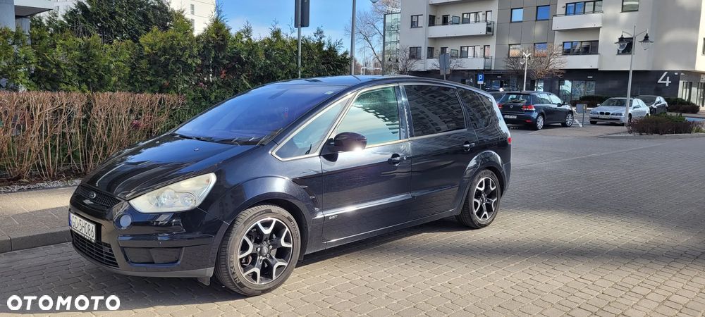Ford S-Max 2.5 Titanium - 2