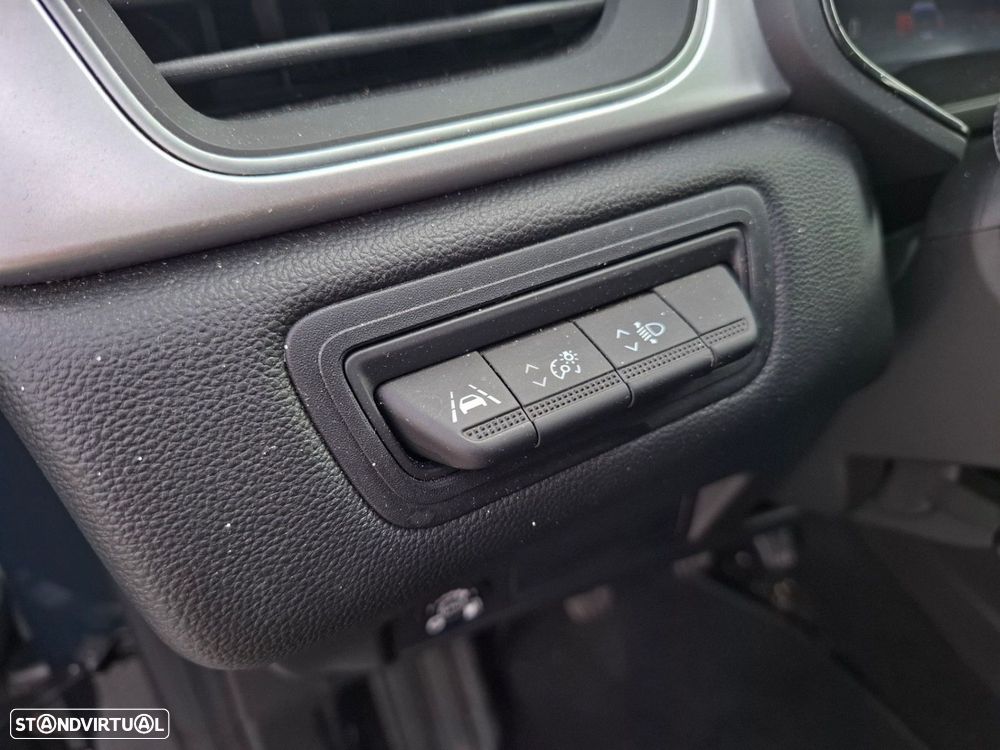 Renault Captur 1.0 TCe Techno Bi-Fuel - 18