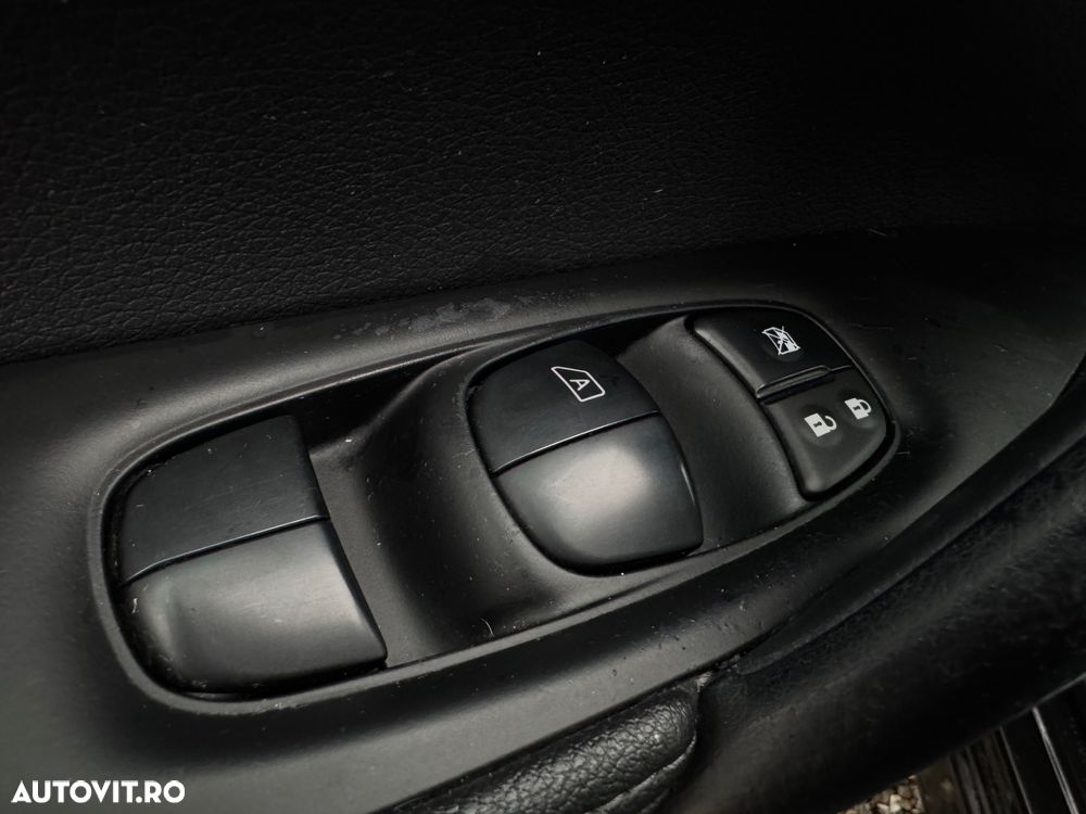 Nissan Qashqai 1.5 DCI TEKNA - 27