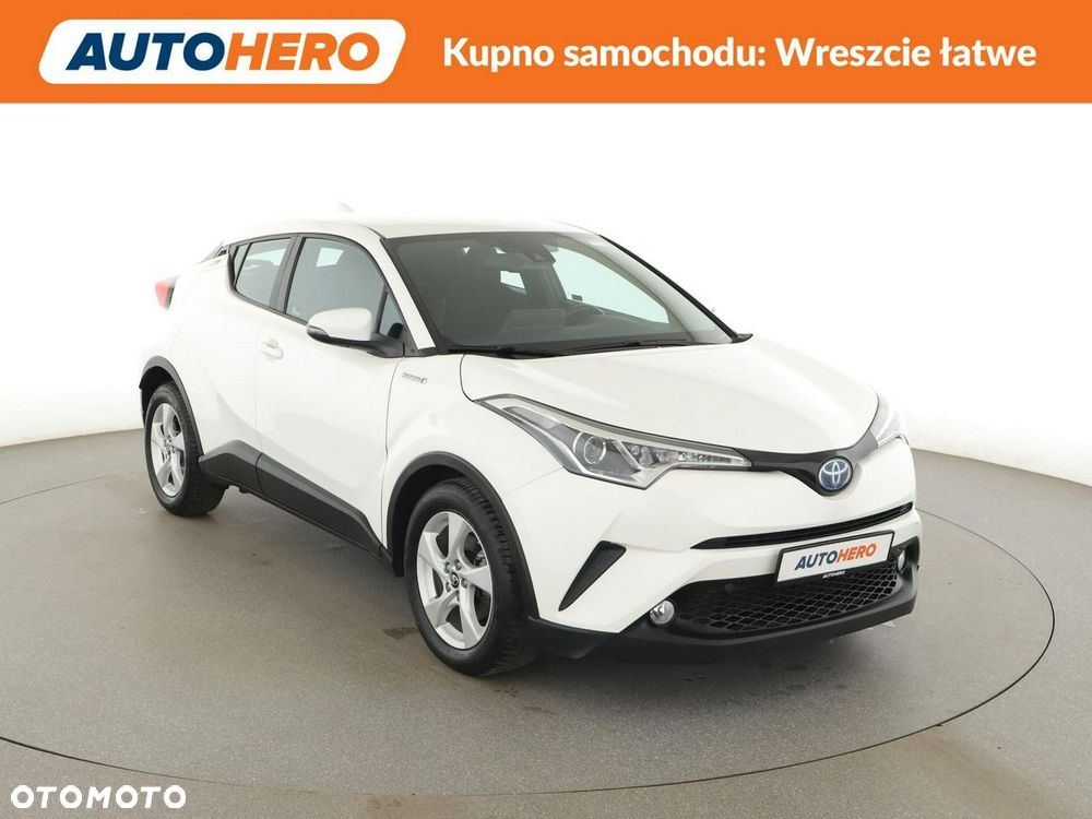 Toyota C-HR Flow - 11