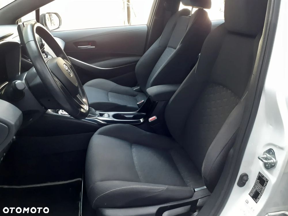 Toyota Corolla - 29