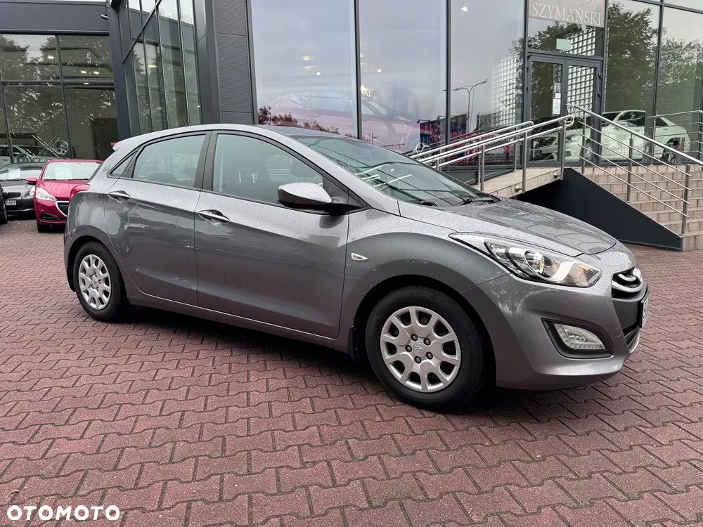 Hyundai i30 1.4 Classic + - 6