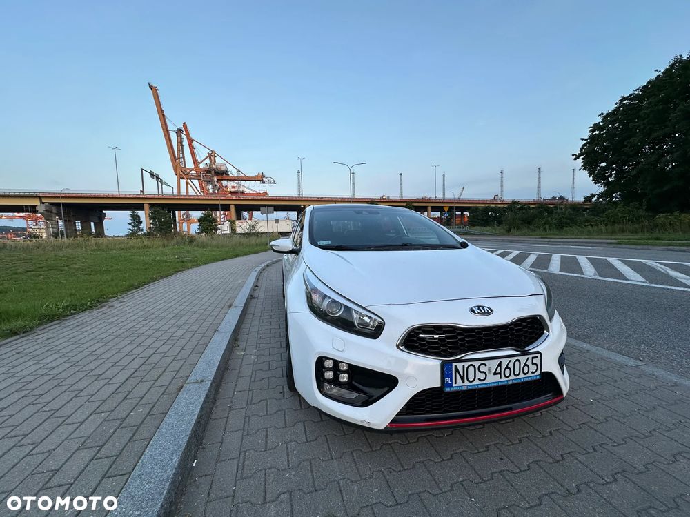 Kia Ceed Cee'd 1.6 T-GDI GT XL - 1