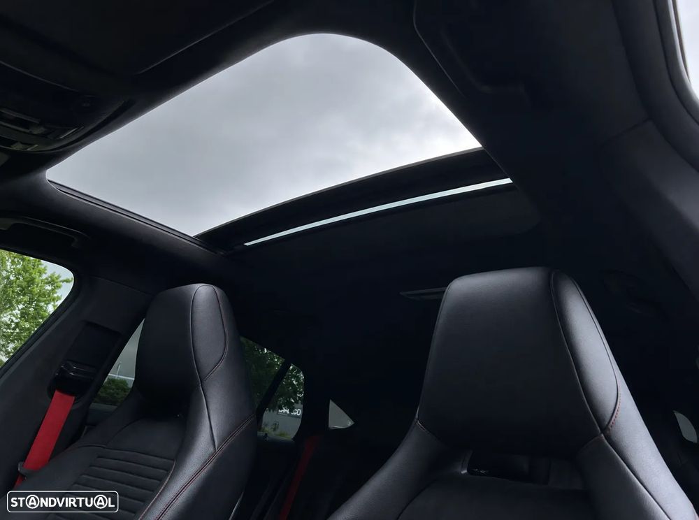 Mercedes-Benz CLA 45 AMG 4Matic Speedshift 7G-DCT Night Edition - 6