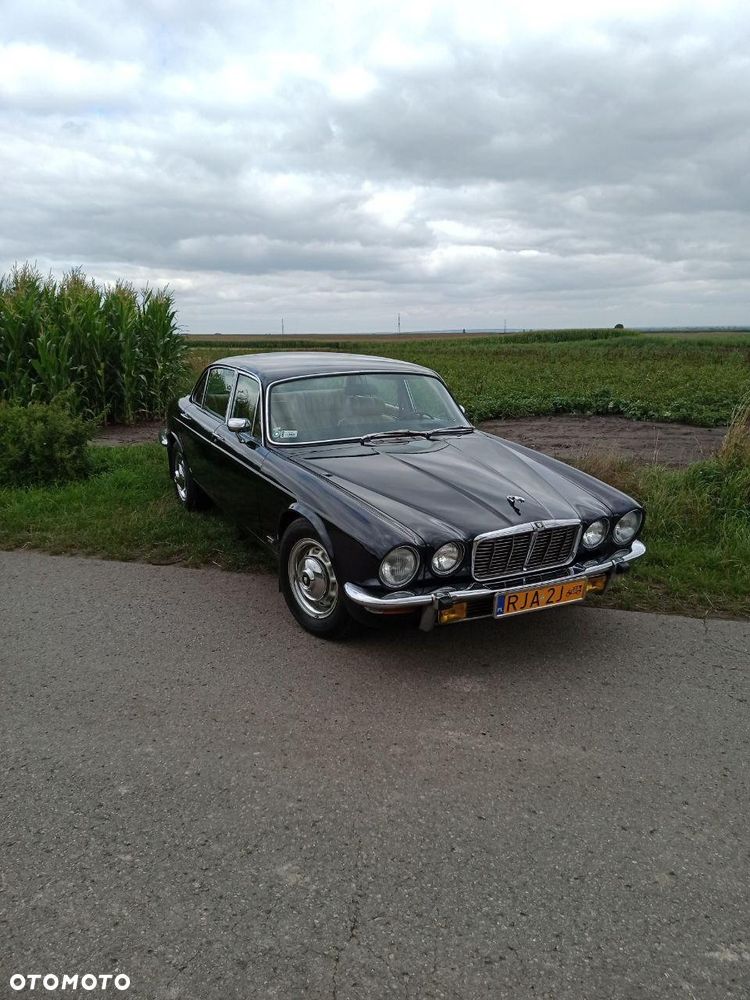 Jaguar XJ - 2