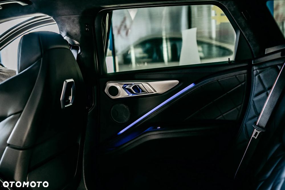 BMW XM PHEV sport - 14