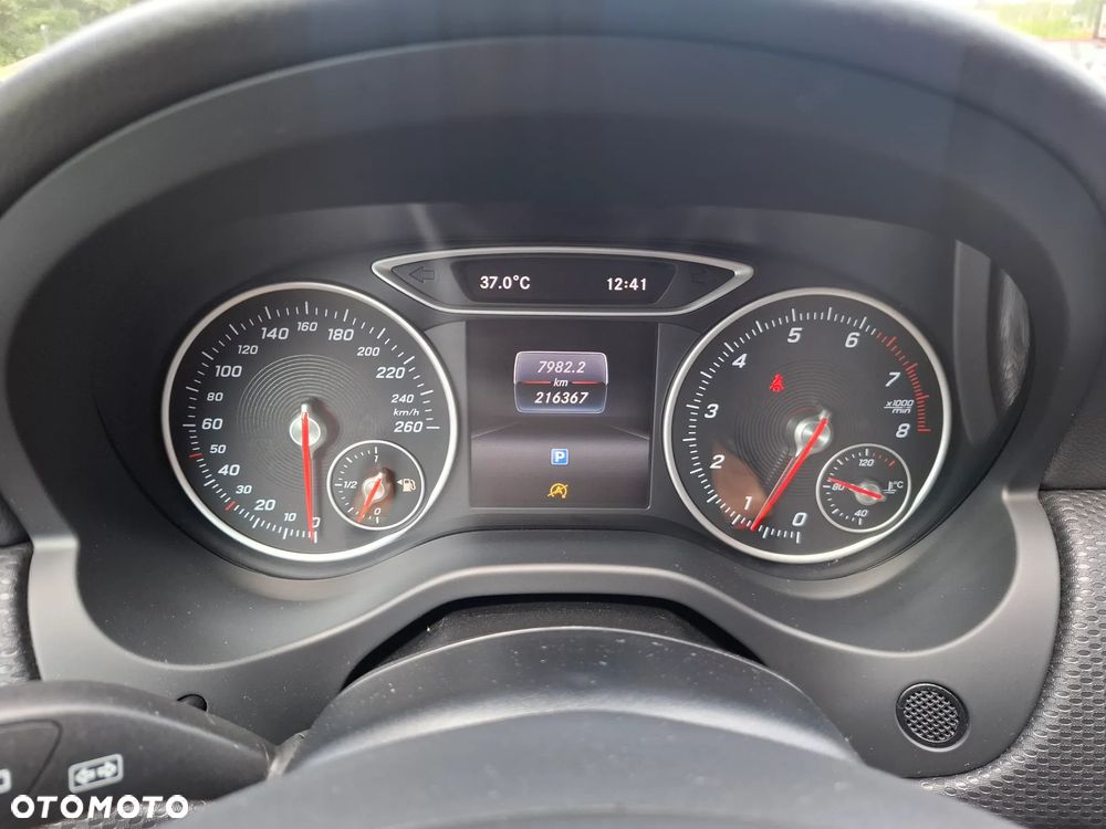 Mercedes-Benz Klasa A 180 Peak Edition - 23