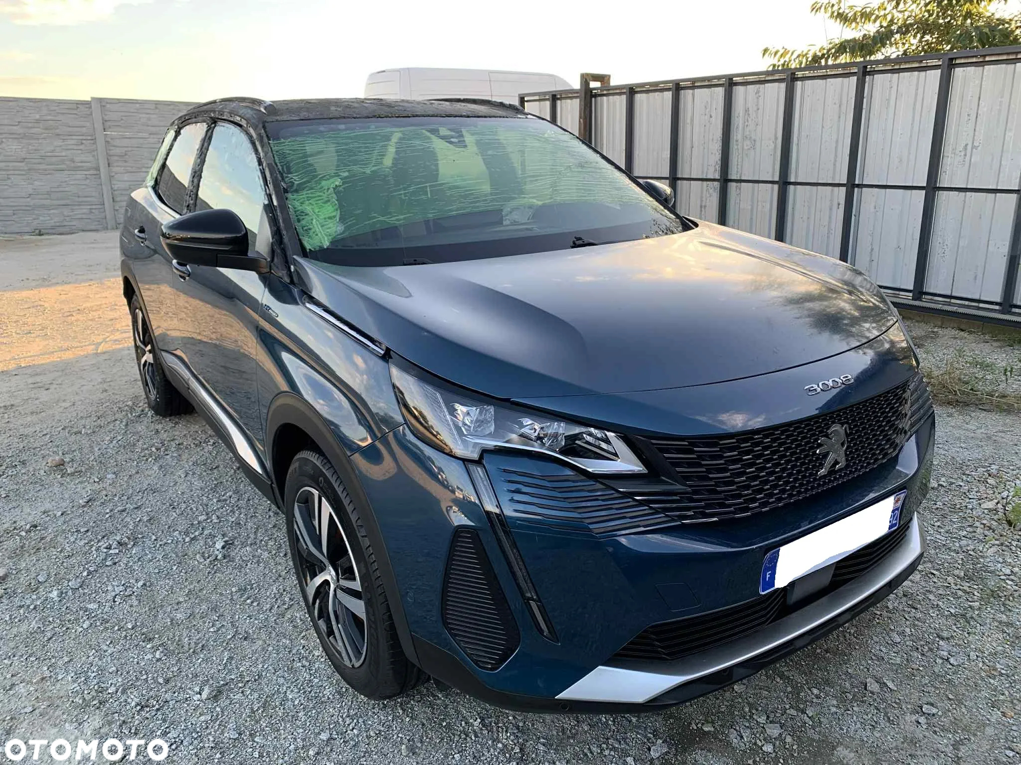 Peugeot 3008 1.6 PureTech HYbrid GT S&S EAT8 - 6