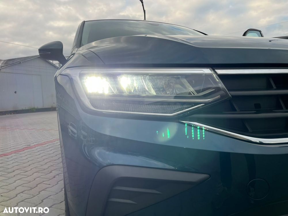 Volkswagen Tiguan - 10