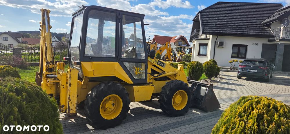 JCB 2CX - 1
