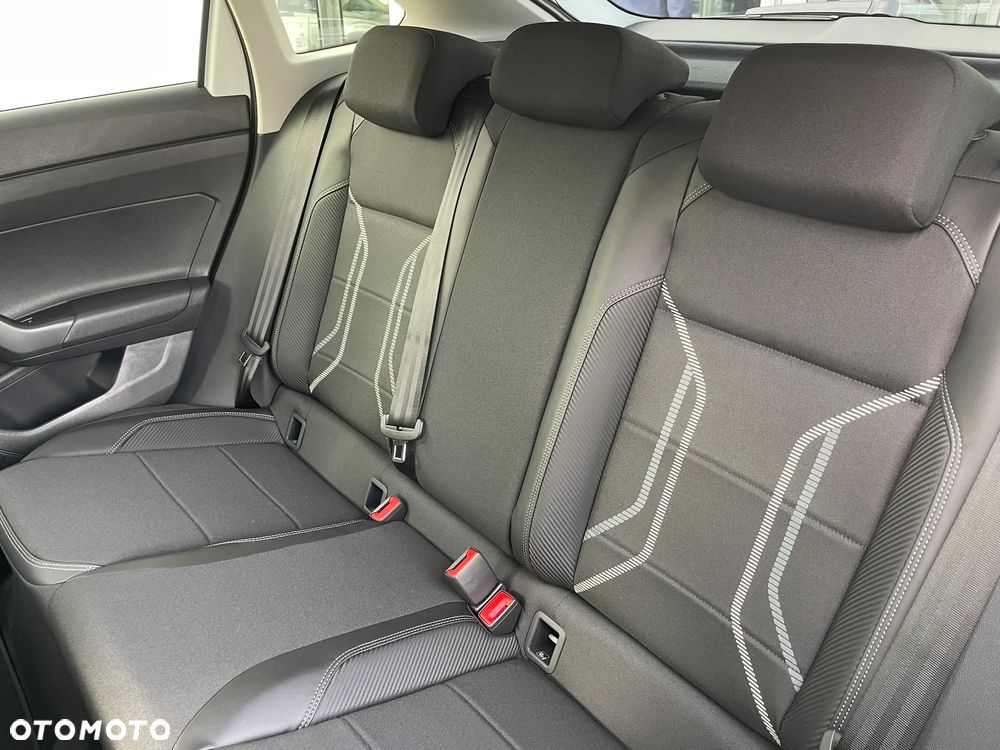 Volkswagen Taigo 1.5 TSI ACT Style DSG - 8
