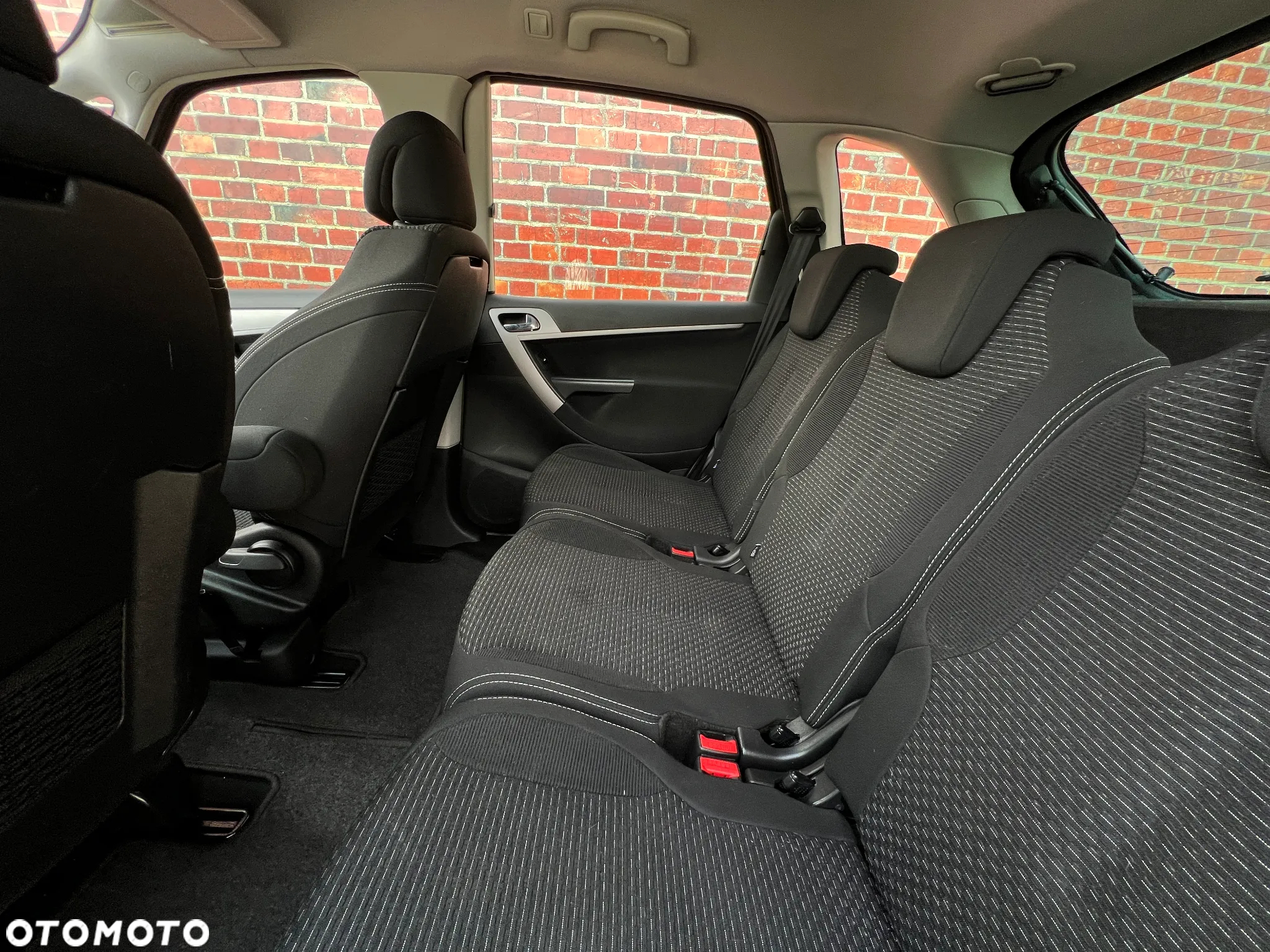 Citroën C4 Picasso - 16