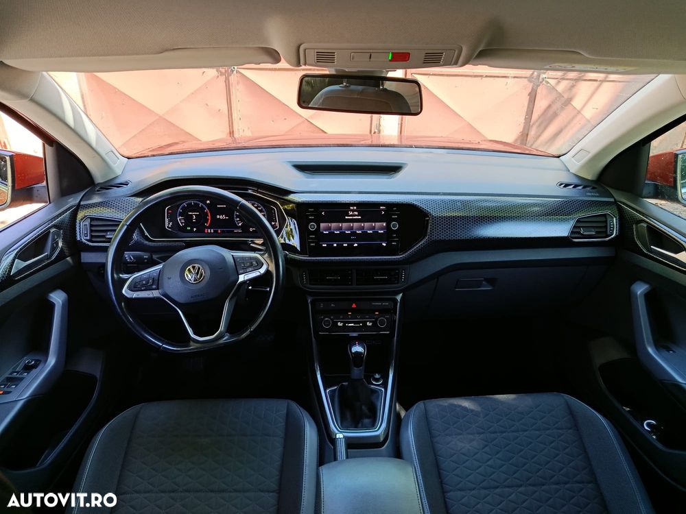 Volkswagen T-Cross - 6