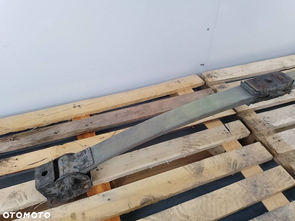 RESOR TYŁ OPEL MOVANO 2.5 TDCI - 8