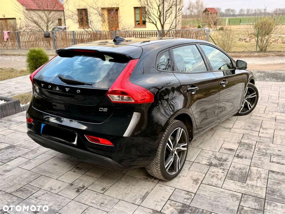 Volvo V40 D2 Drive-E Momentum - 5