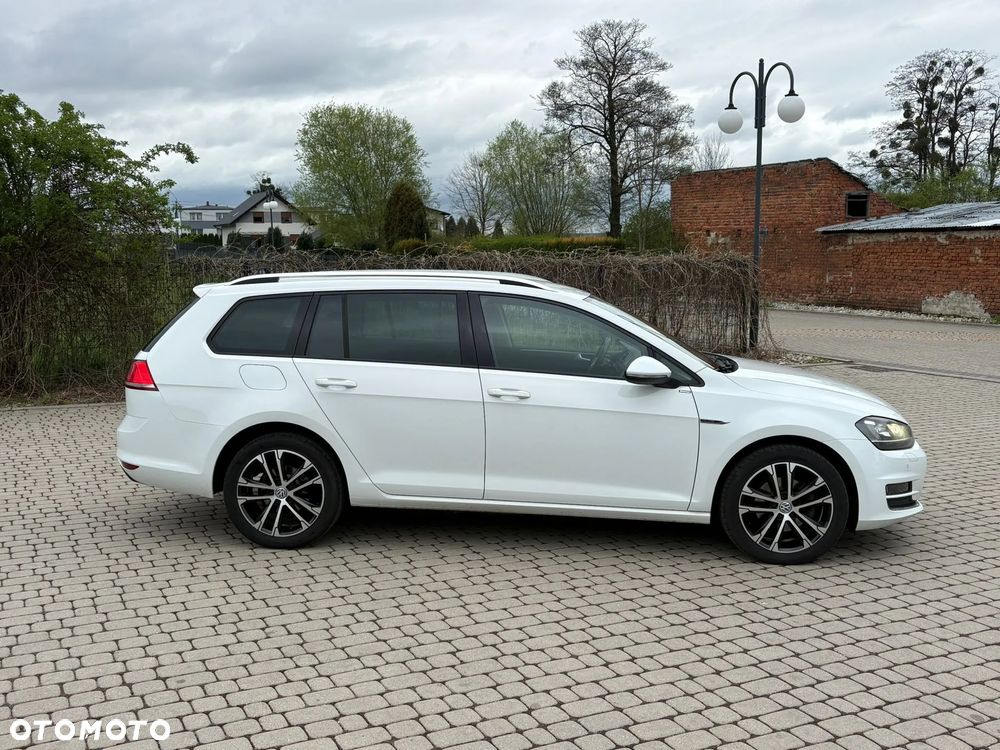 Volkswagen Golf 2.0 TDI DSG Sound - 3