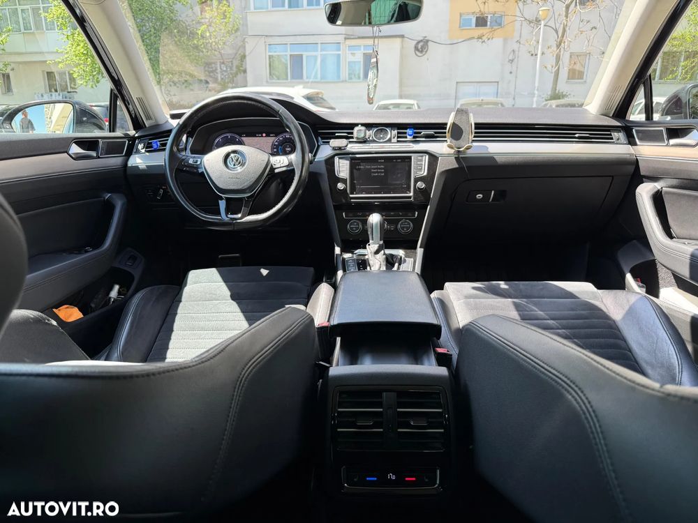 Volkswagen Passat - 3
