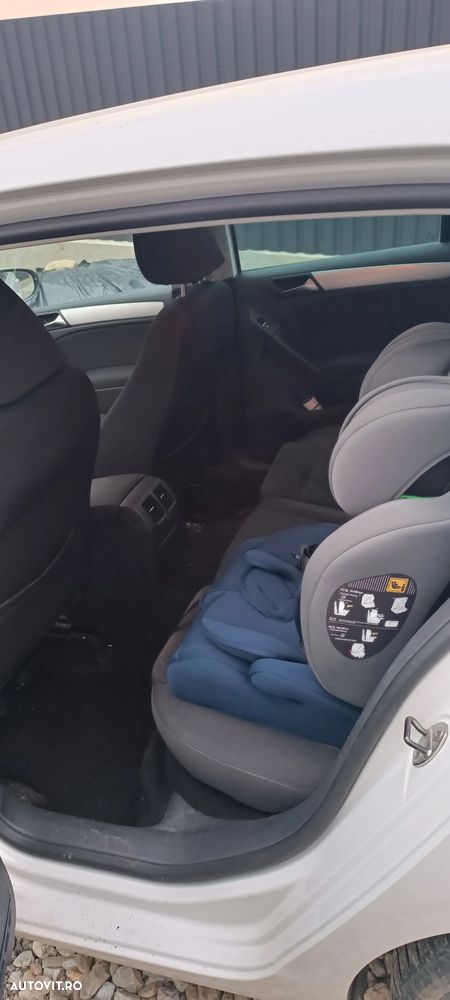 Volkswagen Golf 1.4 TSI Exclusive - 3