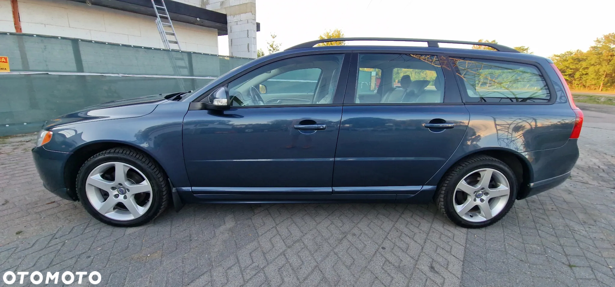 Volvo V70 2.0 Momentum - 3