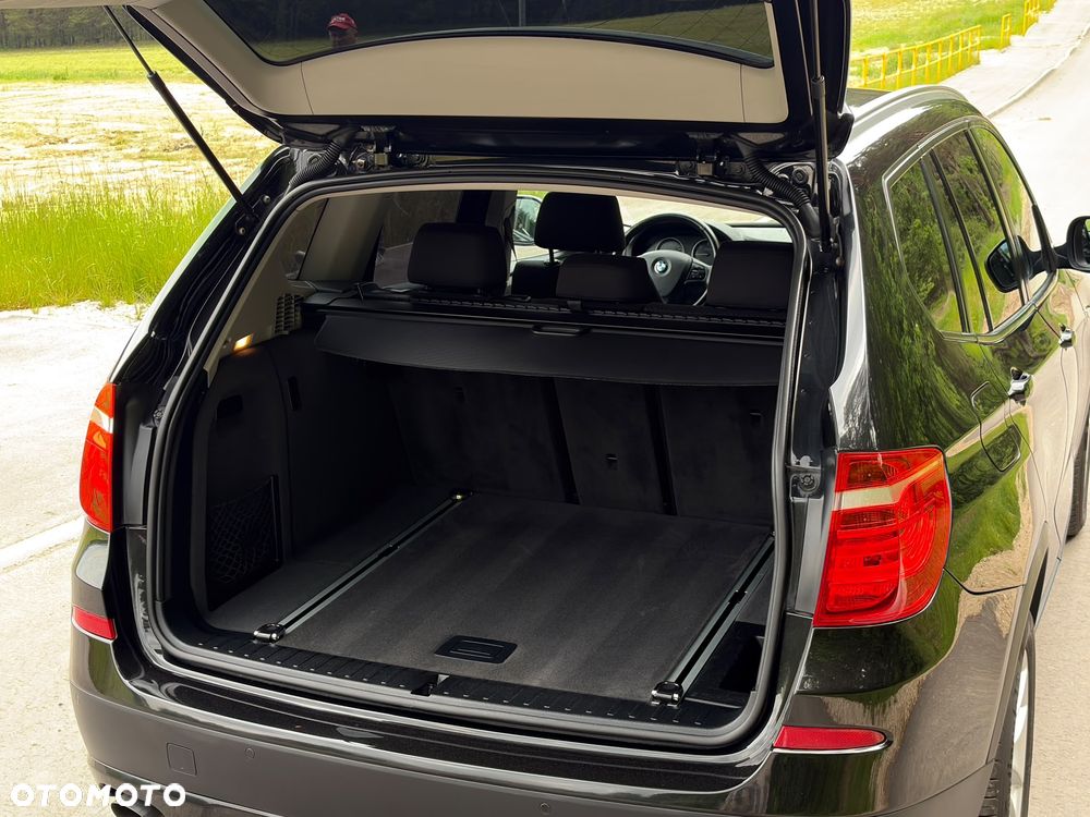 BMW X3 xDrive20d - 16