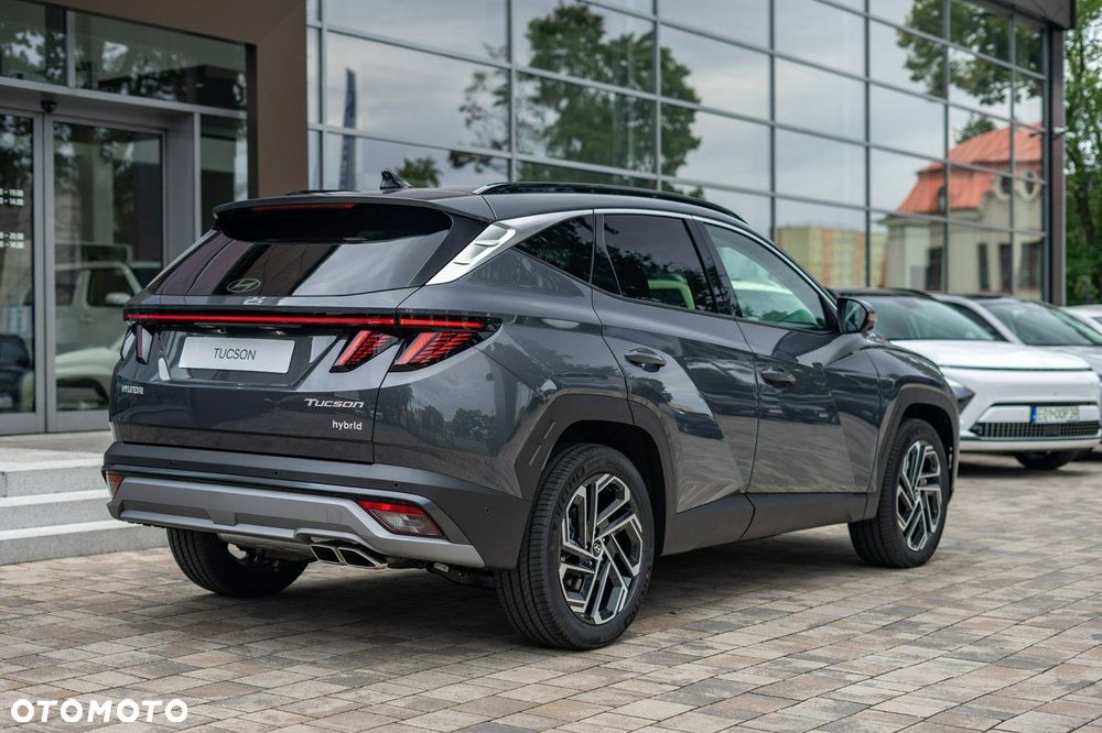 Hyundai Tucson - 2
