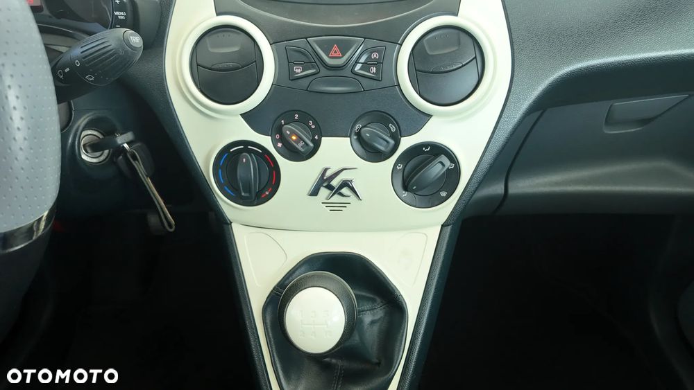 Ford KA 1.2 Titanium - 13