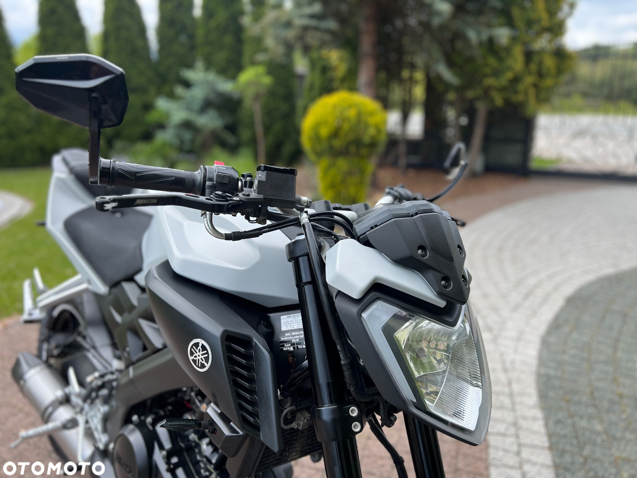 Yamaha MT - 2