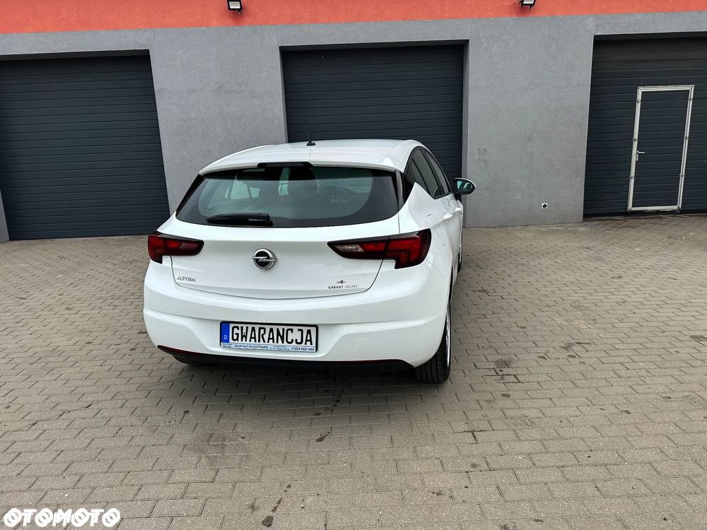Opel Astra - 16