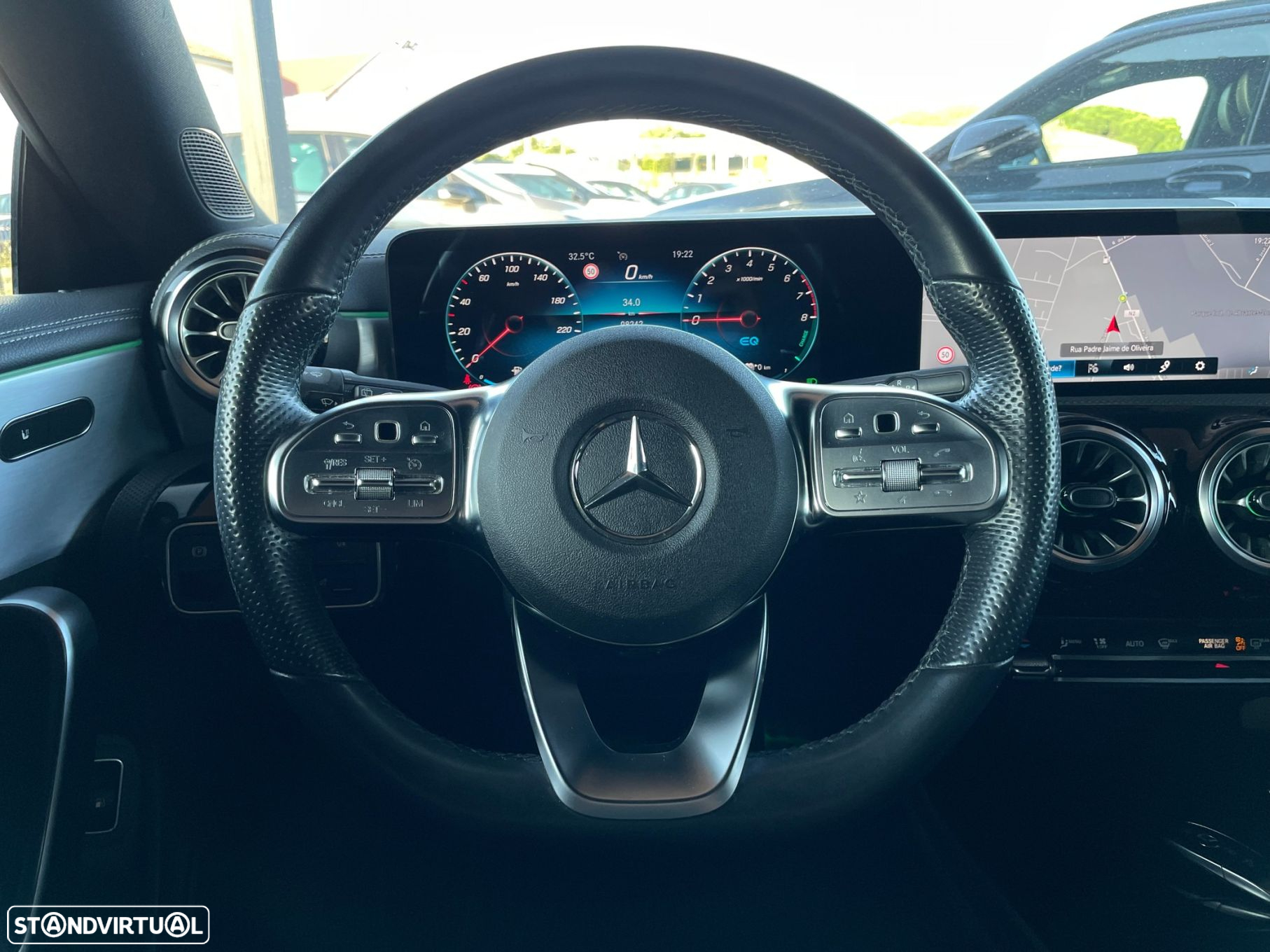 Mercedes-Benz CLA 250 e Shooting Brake AMG Line - 19