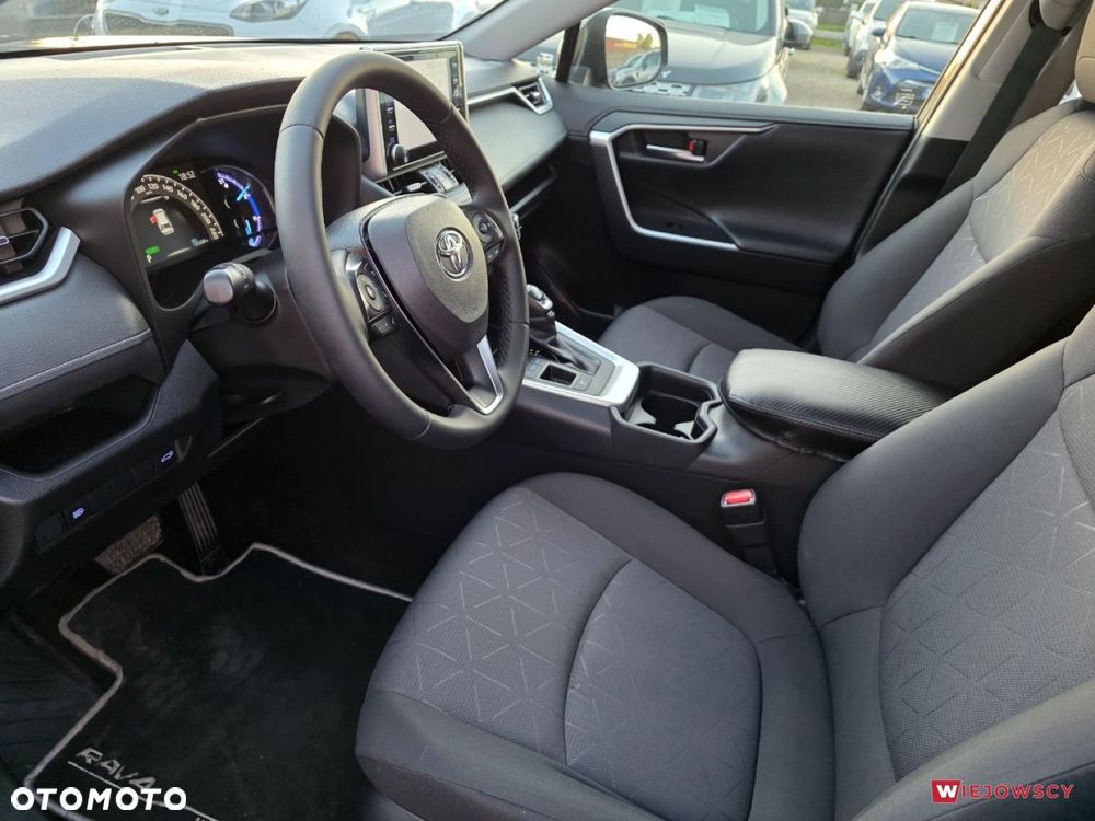 Toyota RAV4 - 15