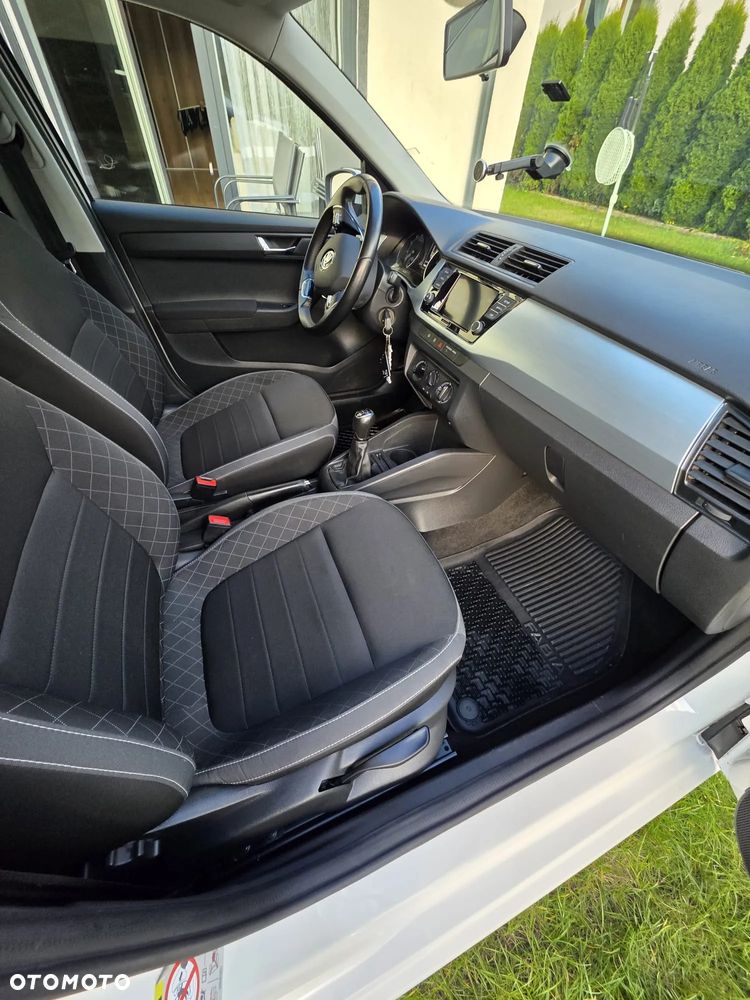 Skoda Fabia 1.0 Ambition - 11