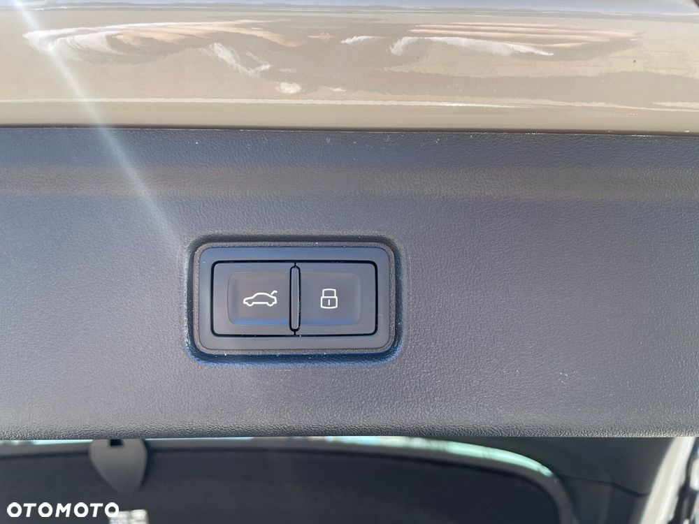 Audi A6 Sportback e-tron - 14