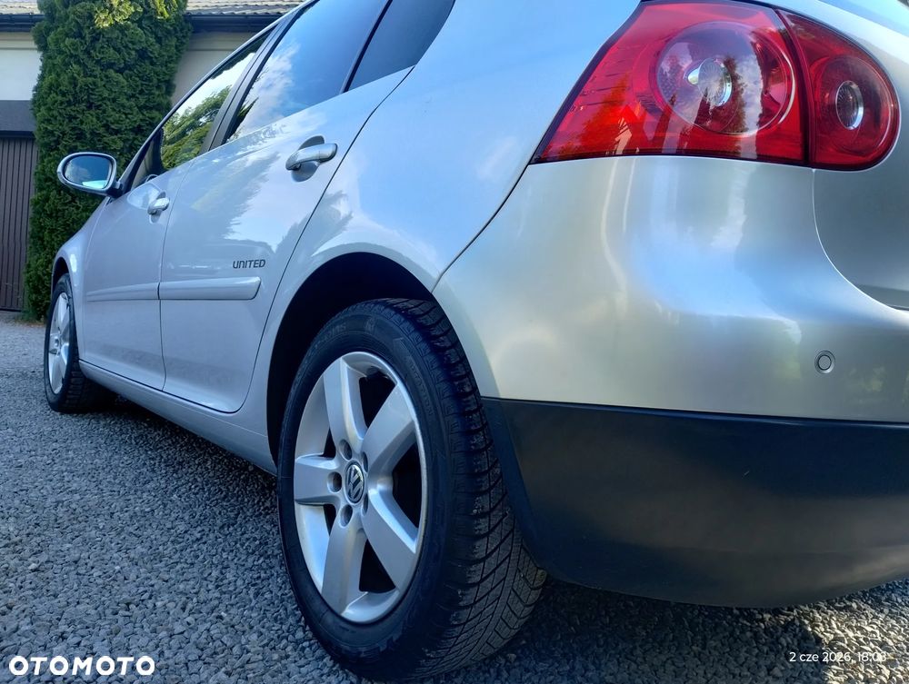 Volkswagen Golf 1.6 United - 13