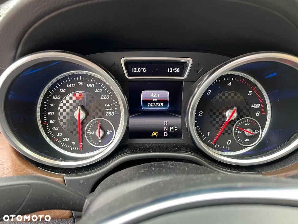 Mercedes-Benz GLE 350 d 4-Matic - 15