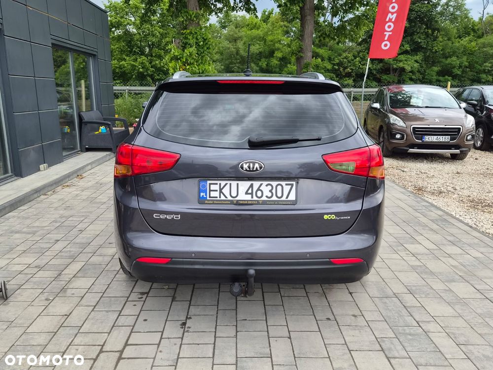Kia Ceed - 6
